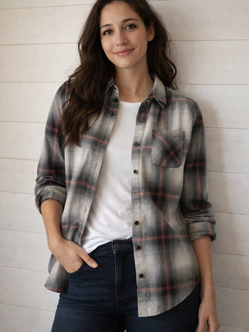 Eddie Bauer Women's XS Gray Red Plaid Flannel Long Sleeve Button Up Shirt